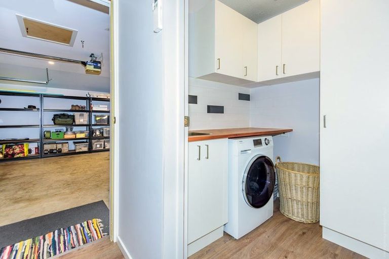 Photo of property in 7b Ronald George Place, Parklands, Christchurch, 8083