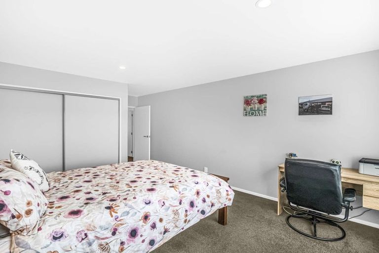 Photo of property in 2 Awa Place, Rangiora, 7400