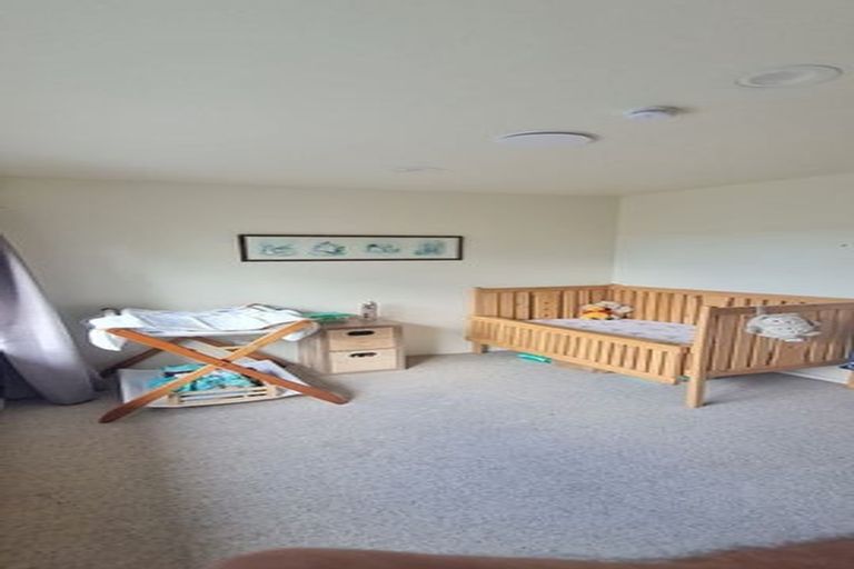 Photo of property in 31 Daniels Road, Redwood, Christchurch, 8051