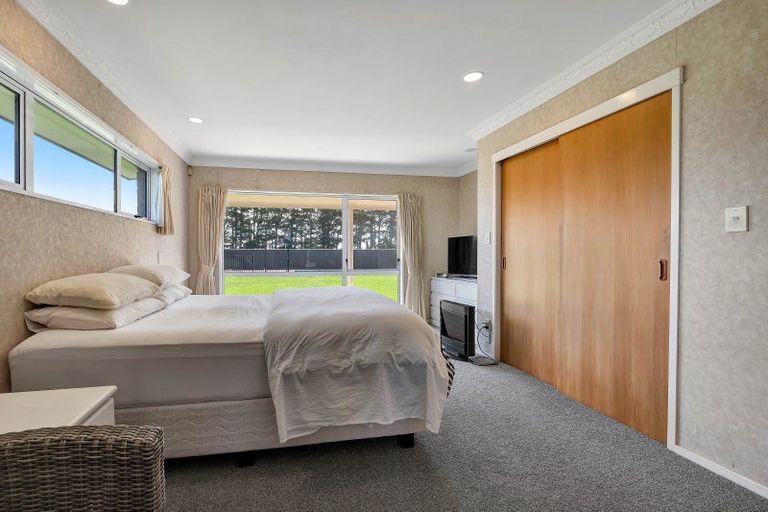 Photo of property in 312 Corbett Road, Paraite, New Plymouth, 4373