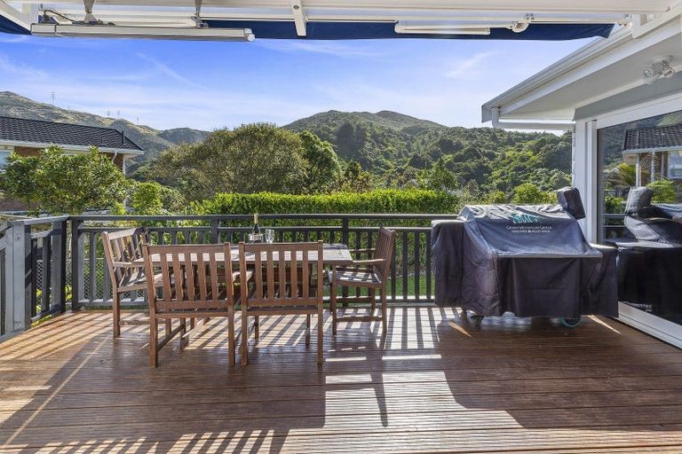 Photo of property in 50 Spencer Street, Crofton Downs, Wellington, 6035
