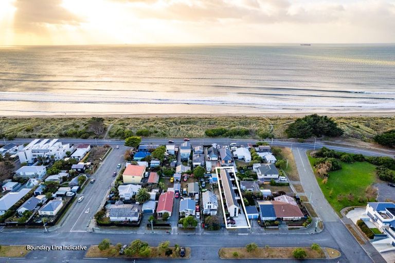 Photo of property in 4/141 Oram Avenue, New Brighton, Christchurch, 8061
