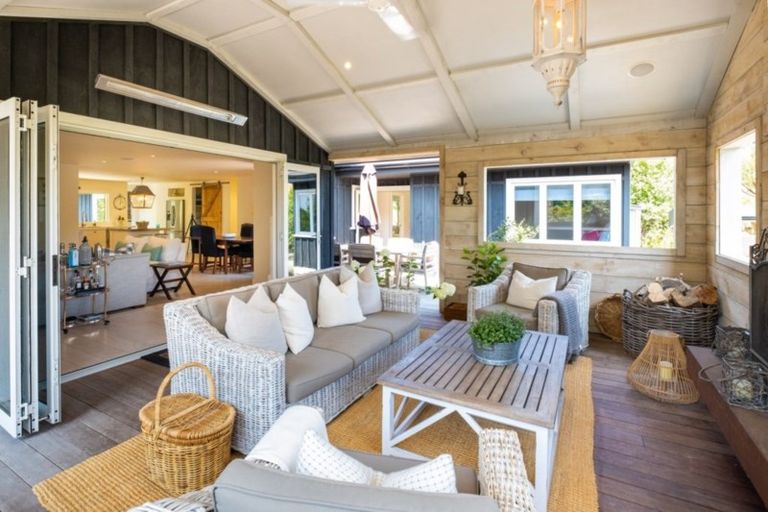 Photo of property in 193a Tauroa Road, Havelock North, 4130