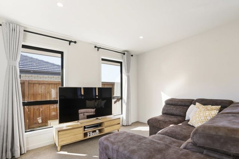 Photo of property in 14 Northmoor Boulevard, Rolleston, 7615