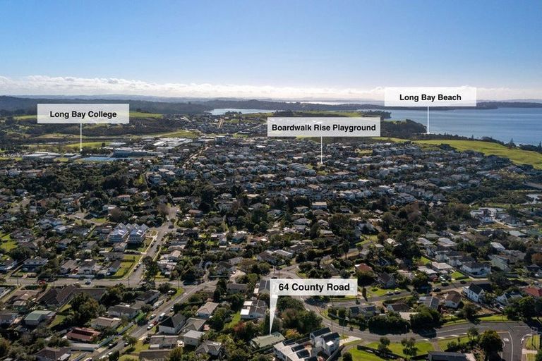 Photo of property in 64 County Road, Torbay, Auckland, 0630