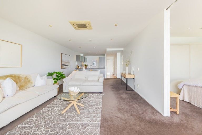Photo of property in 407/7 Humber Street, Pandora, Napier, 4110