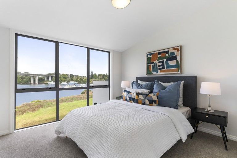 Photo of property in 17e Pakuranga Road, Pakuranga, Auckland, 2010