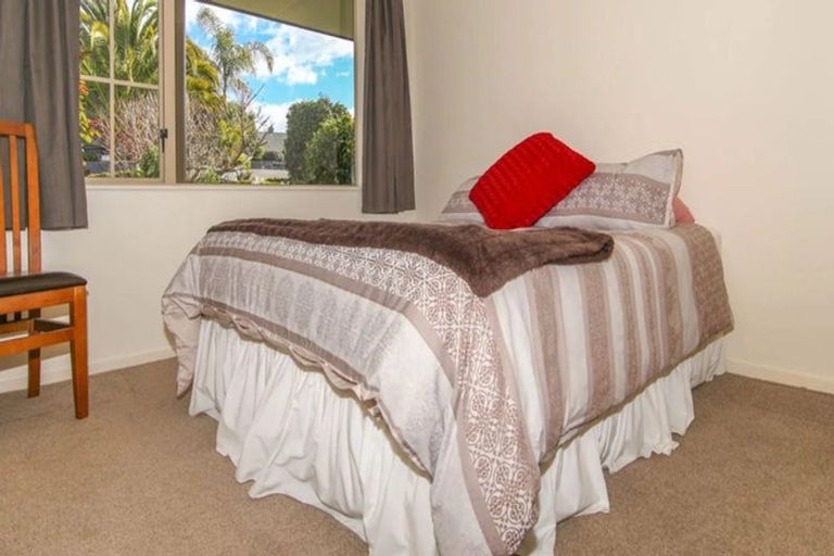 Photo of property in 10 Coutts Place, Mapua, 7005