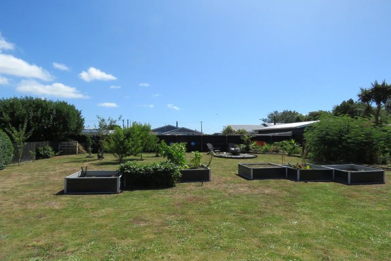 Photo of property in 8 Romilly Street, Westport, 7825