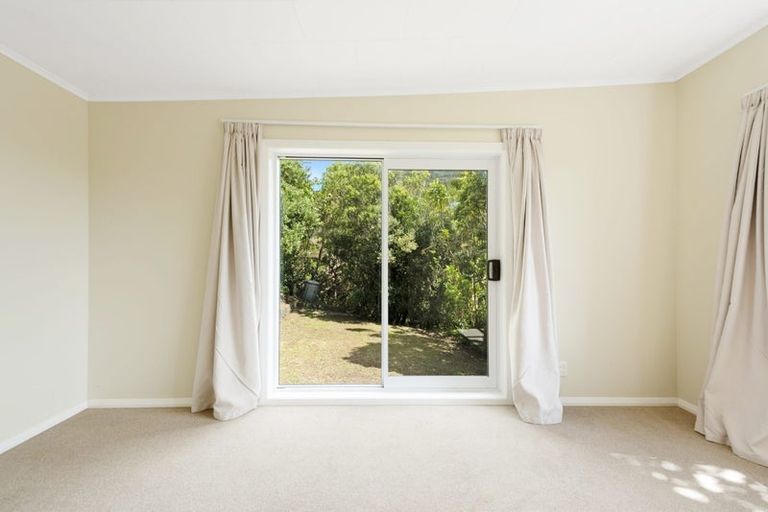 Photo of property in 4 Cardrona Way, Karori, Wellington, 6012