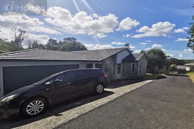 Photo of property in 39 Hewlett Road, Massey, Auckland, 0614
