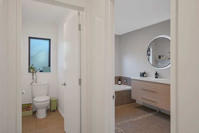 Photo of property in 8 Frame Crescent, Rolleston, 7614