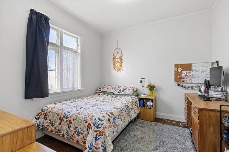 Photo of property in 14 Bolton Street, Petone, Lower Hutt, 5012