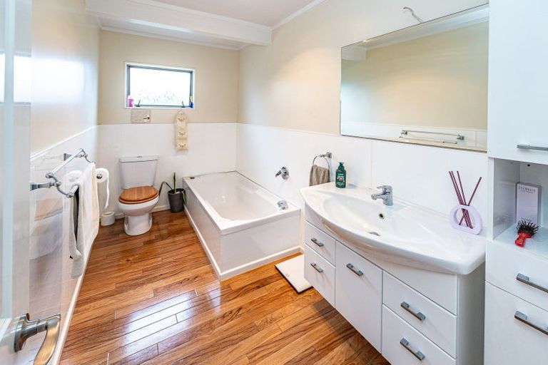 Photo of property in 17 Aiken Road, Saint Johns Hill, Whanganui, 4501