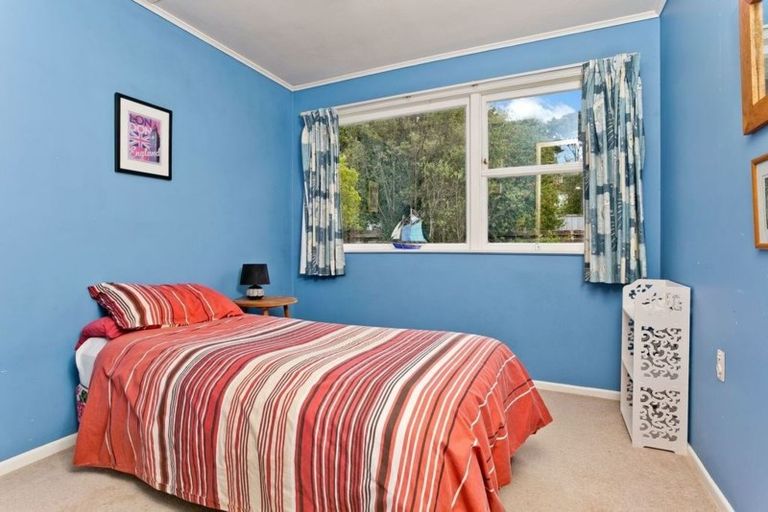 Photo of property in 3 Hamilton Place, Glenfield, Auckland, 0629