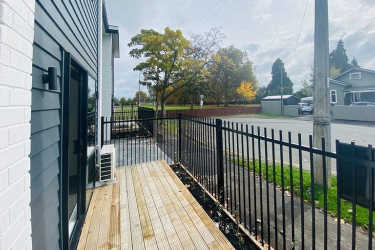 Photo of property in 5u2 Arawa Street, Frankton, Hamilton, 3204