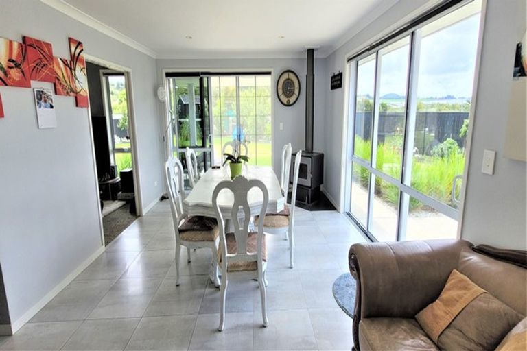 Photo of property in 266 Lakes Boulevard, Pyes Pa, Tauranga, 3112