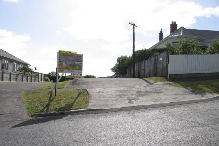 Photo of property in 9a Colonial Road, Chatswood, Auckland, 0626