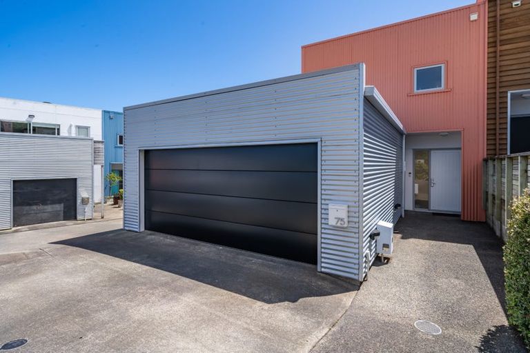 Photo of property in 75 Saddleback Grove, Karori, Wellington, 6012