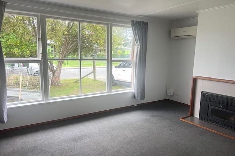 Photo of property in 704 Kiwi Street, Camberley, Hastings, 4120