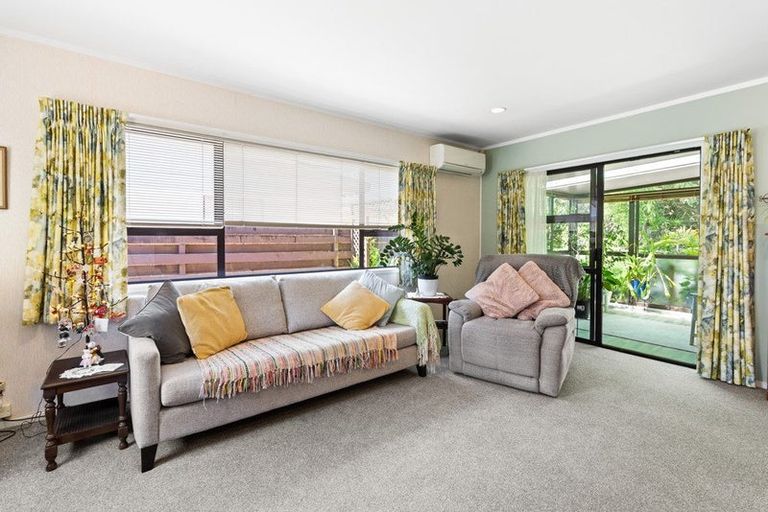 Photo of property in 175a Centreway Road, Orewa, 0931