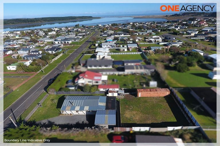 Photo of property in 5 Linklater Avenue, Foxton Beach, Foxton, 4815
