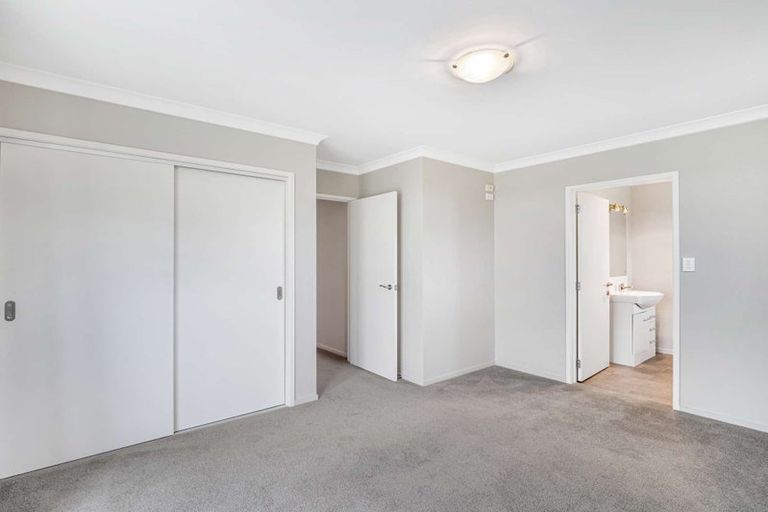 Photo of property in 667 Pahi Road, Pahi, Paparoa, 0571