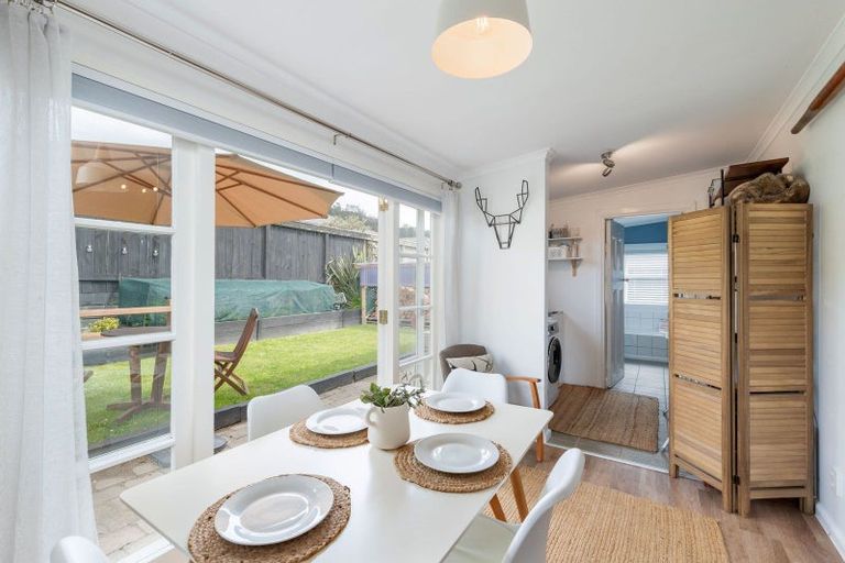 Photo of property in 21a Korau Grove, Stokes Valley, Lower Hutt, 5019