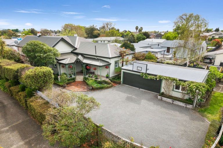 Photo of property in 44 Te Mata Road, Havelock North, 4130