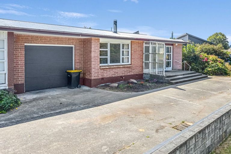 Photo of property in 11 Railway Esplanade, East Gore, Gore, 9710