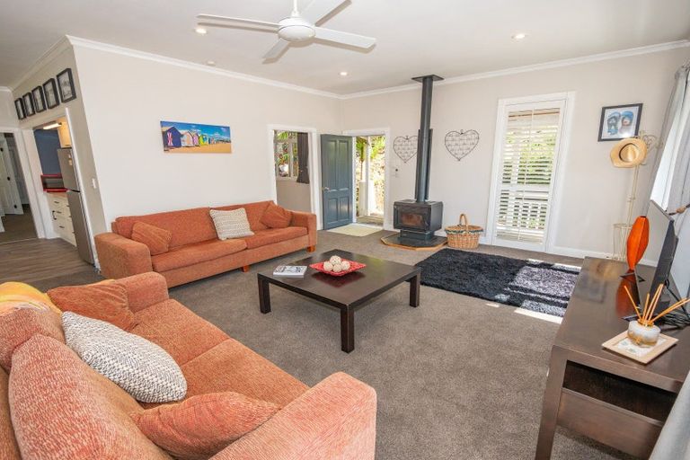 Photo of property in 1 Richmond Road, Mangonui, 0420