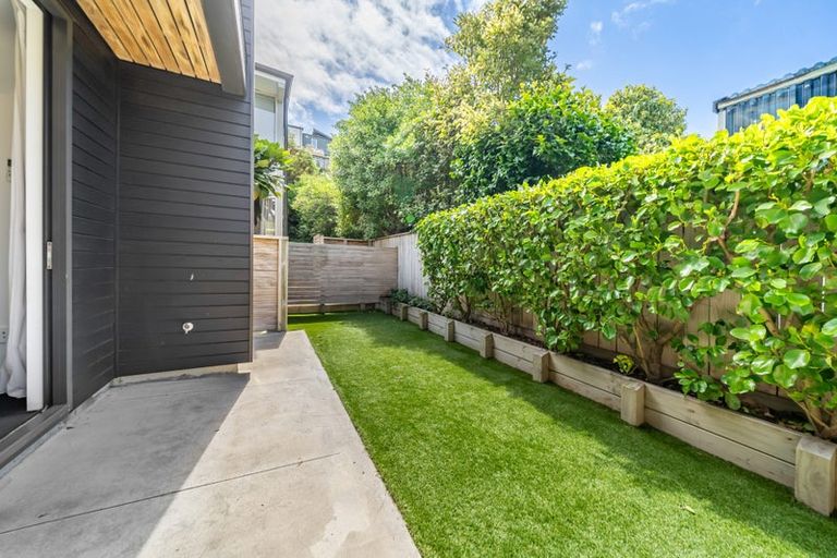 Photo of property in 74u6 Derwent Street, Island Bay, Wellington, 6023