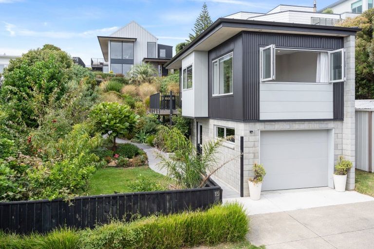 Photo of property in 15 Karekare Road, Raumati South, Paraparaumu, 5032