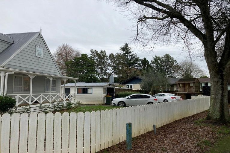 Photo of property in 1 Balmerino Avenue, Red Hill, Papakura, 2110