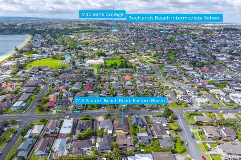 Photo of property in 21a Eastern Beach Road, Eastern Beach, Auckland, 2012