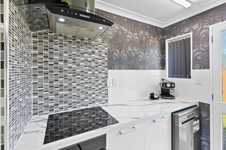 Photo of property in 1-3 Racecourse Road, Awapuni, Palmerston North, 4412