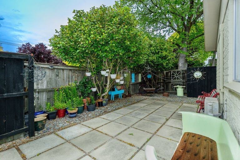 Photo of property in 1/79 Champion Street, Edgeware, Christchurch, 8013