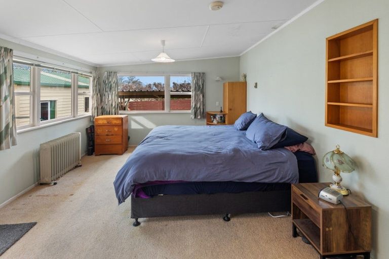 Photo of property in 11 Glendale Crescent, Holmes Hill, Oamaru, 9401