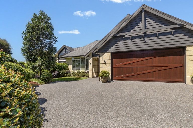 Photo of property in 18 Jarrah Park Drive, Pyes Pa, Tauranga, 3112