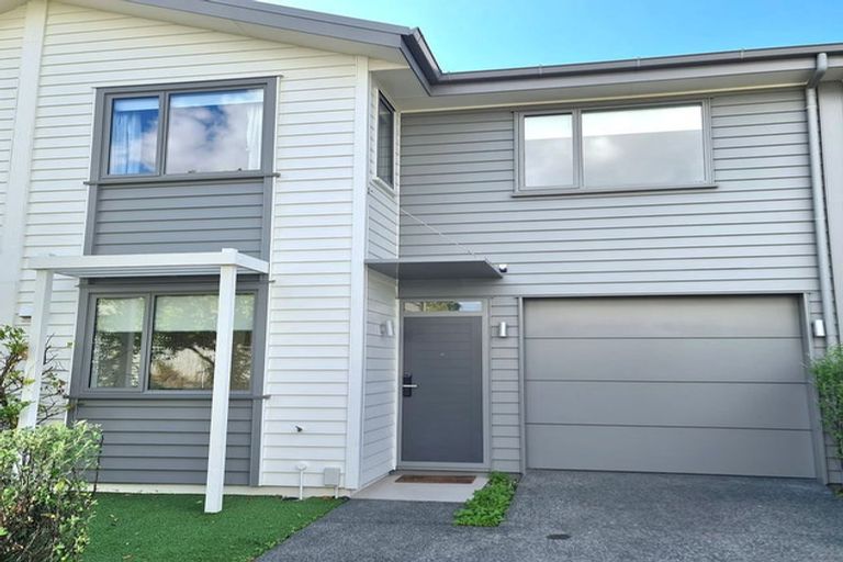 Photo of property in 24 Kamana Road, Flat Bush, Auckland, 2019