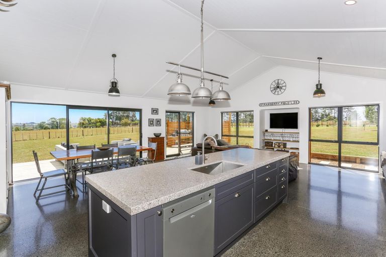 Photo of property in 85 Hunt Road, Pukekawa, Tuakau, 2696