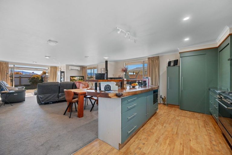 Photo of property in 3 Campbell Street, Alexandra, 9320