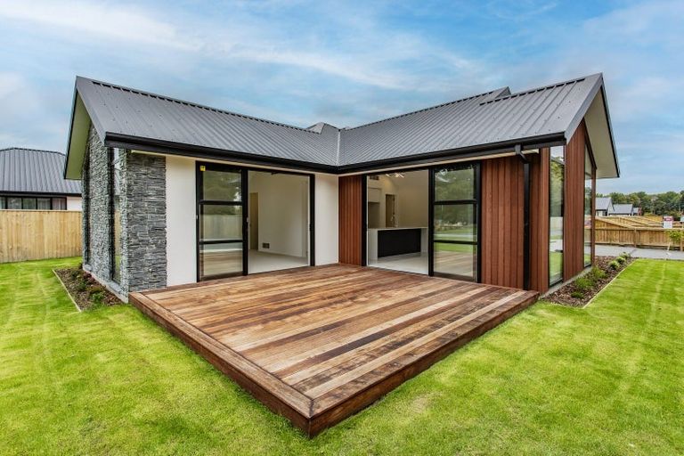 Photo of property in 1 Gulati Lane, Mairehau, 8052