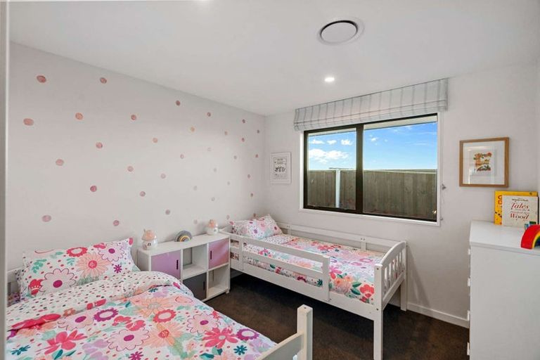 Photo of property in 11 Chris Drive, Rolleston, 7614