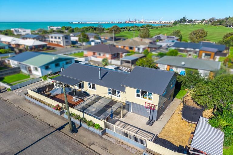 Photo of property in 11 Pringle Street, Waimataitai, Timaru, 7910