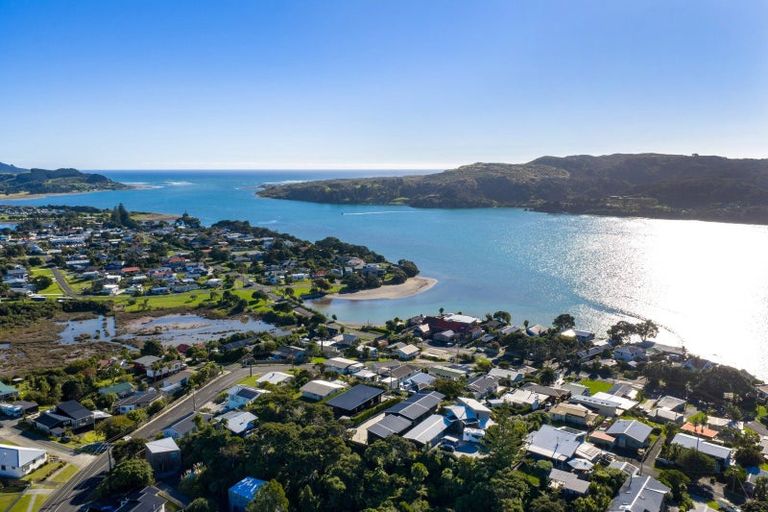 Photo of property in 15 Rose Street, Raglan, 3225