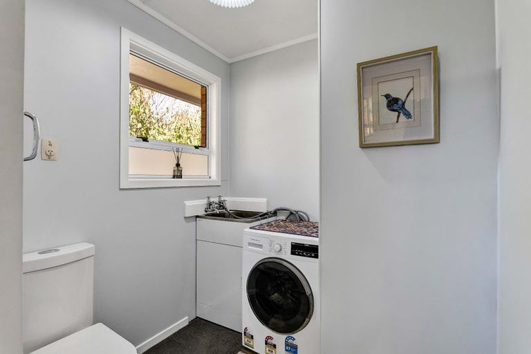 Photo of property in 2 Thames Street, Welbourn, New Plymouth, 4310