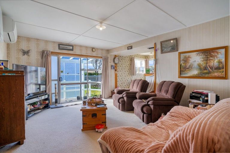 Photo of property in 55 Grange Street, Winton, 9720