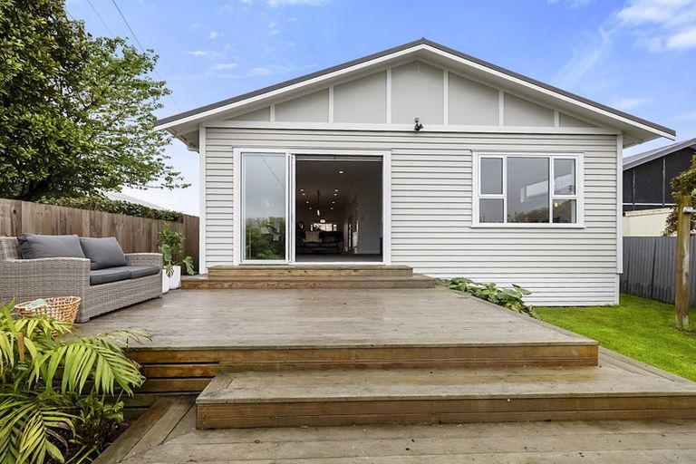 Photo of property in 12 Barriball Street, Fitzroy, New Plymouth, 4312