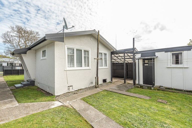 Photo of property in 4 Terrace Street, Aramoho, Whanganui, 4500
